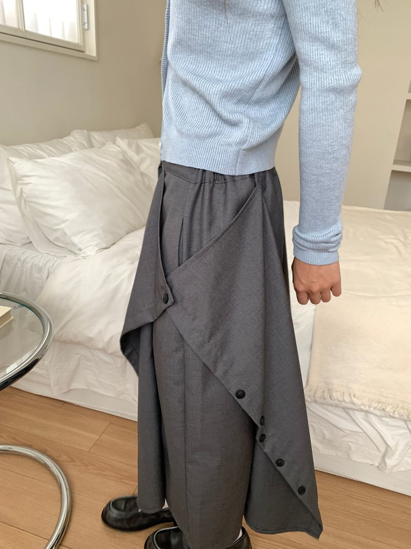 BUTTON TWO-WAY BERMUDA SLACKS (3C)