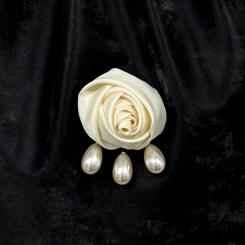 Rose Drop Pearl Gym Sack [Black]