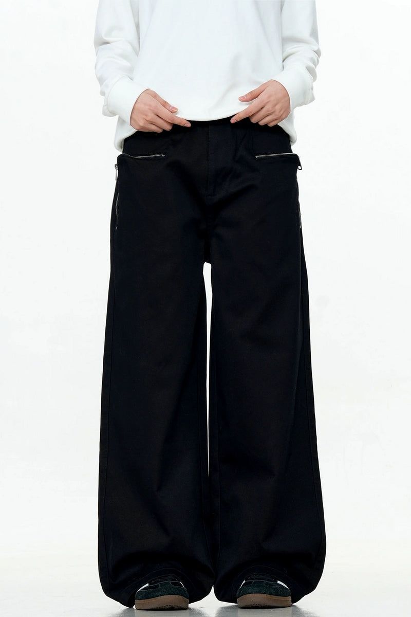 CZ Basicsの「Adjustable Straight-Leg Cargo Pants(Pants)」