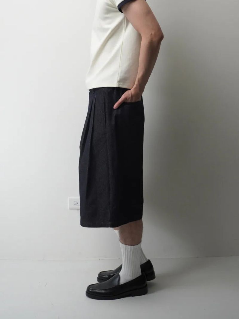 PT9 Pleated Cropped Raw Denim Shorts