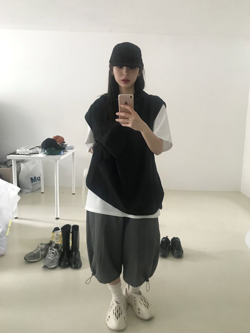 Capri wide string pants