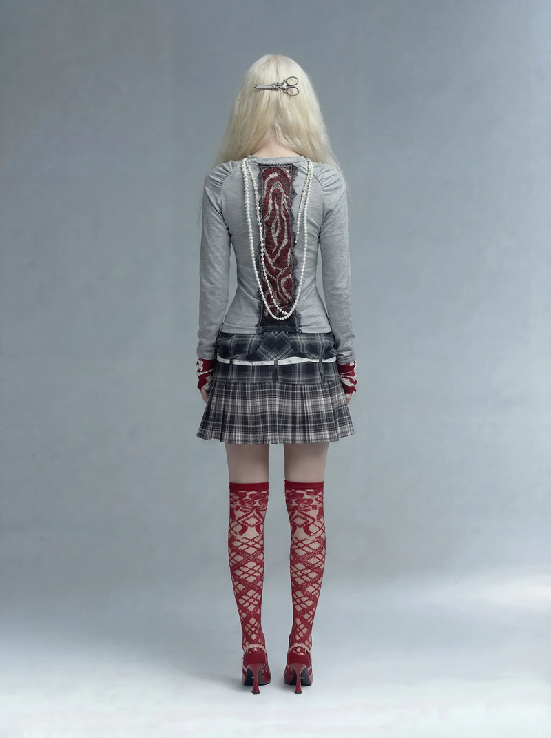 Emoha（エモハ）の「Emoha オリジナル ウィメンズ グレー ロングスリーブ レーストリム スリムフィット セクシーTシャツ（トップス）」