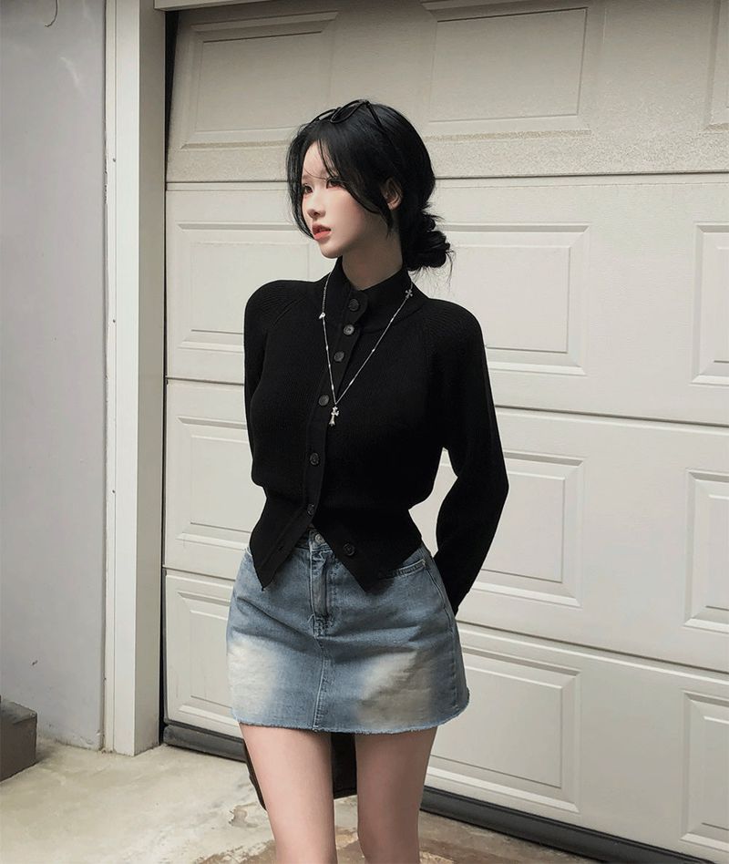 [BELLIDE MADE] semi-high-neck knit cardigan