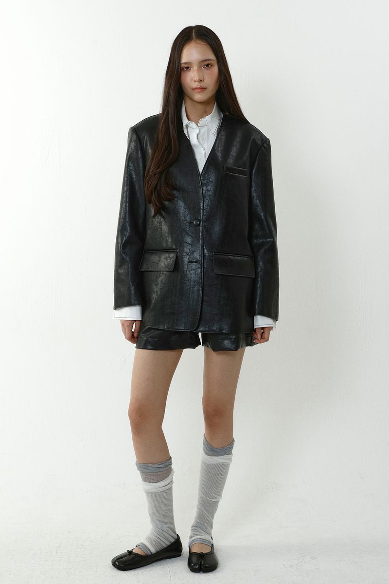 COLLARLESS CRACKED LEATHER JACKET_BLACK