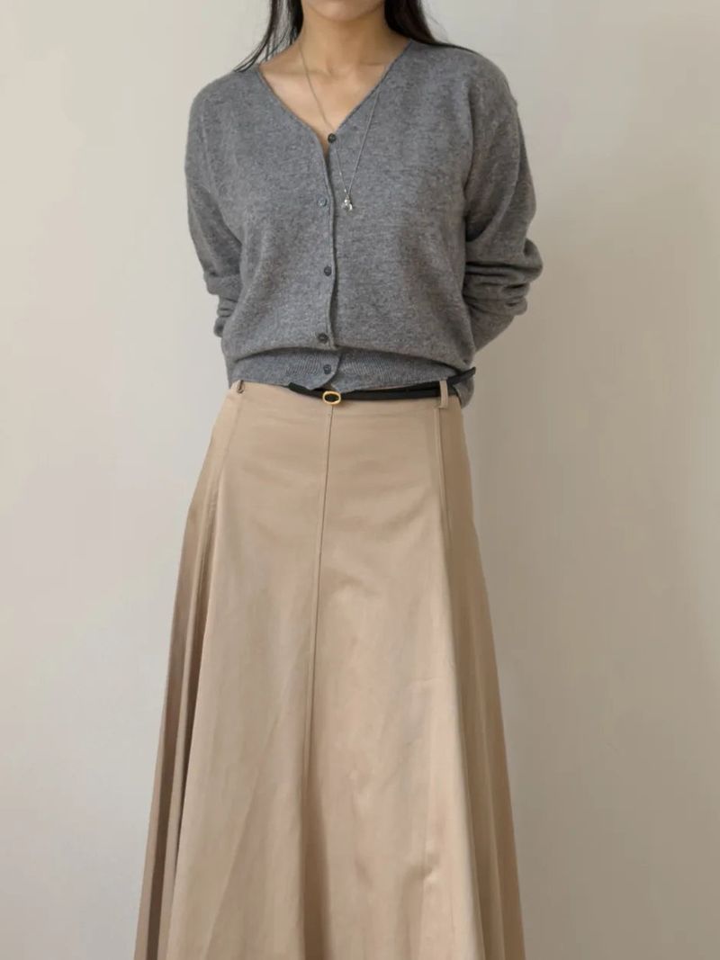 Close A-line Flare Long Skirt