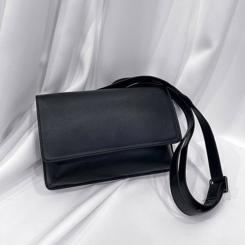 [Unisex] Minimal Cross Flip Bag