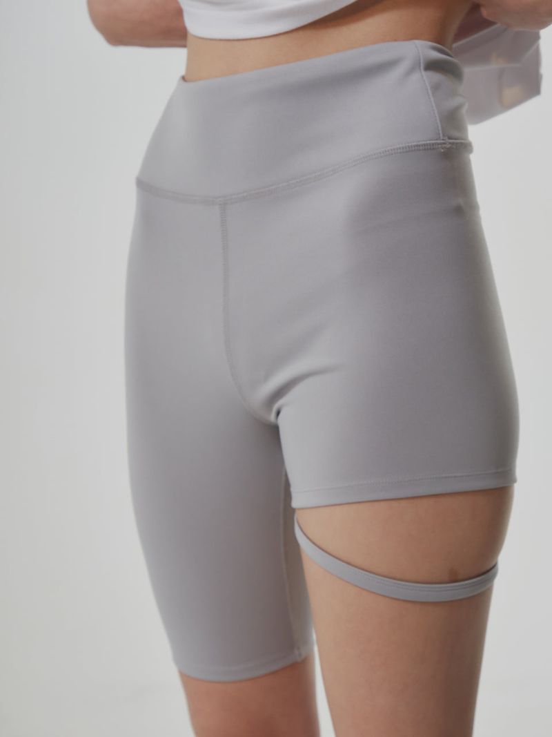 STRAP BIKER SHORTS (2 COLOR)