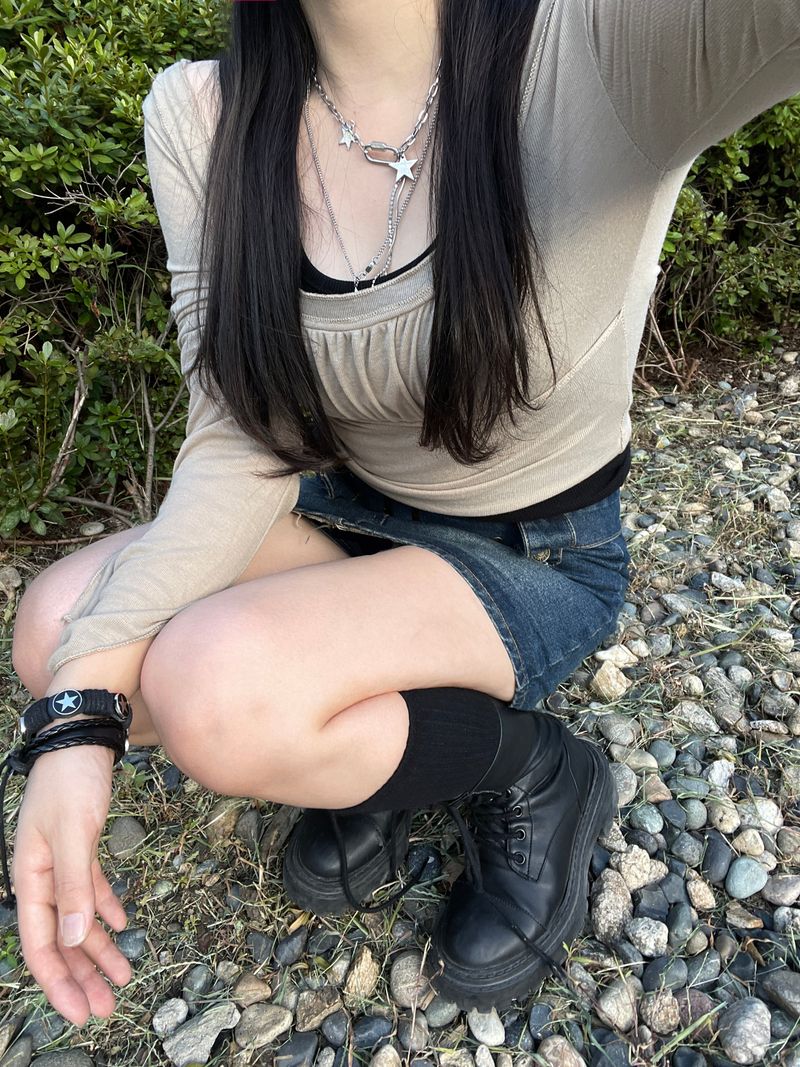 airy Off-Shoulder Shirring Long sleeve