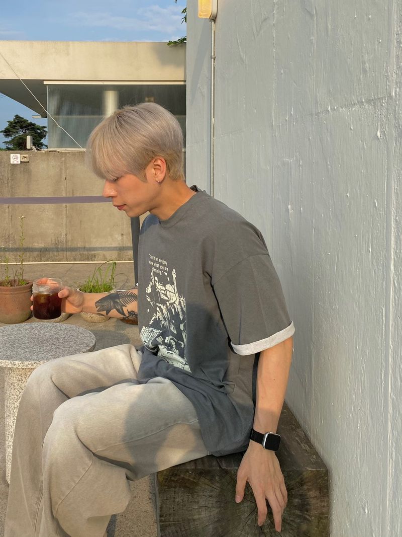 UNAIDUN(アネイダン)の「Pig washing thread dyeing short sleeve t 3C(Tops)」