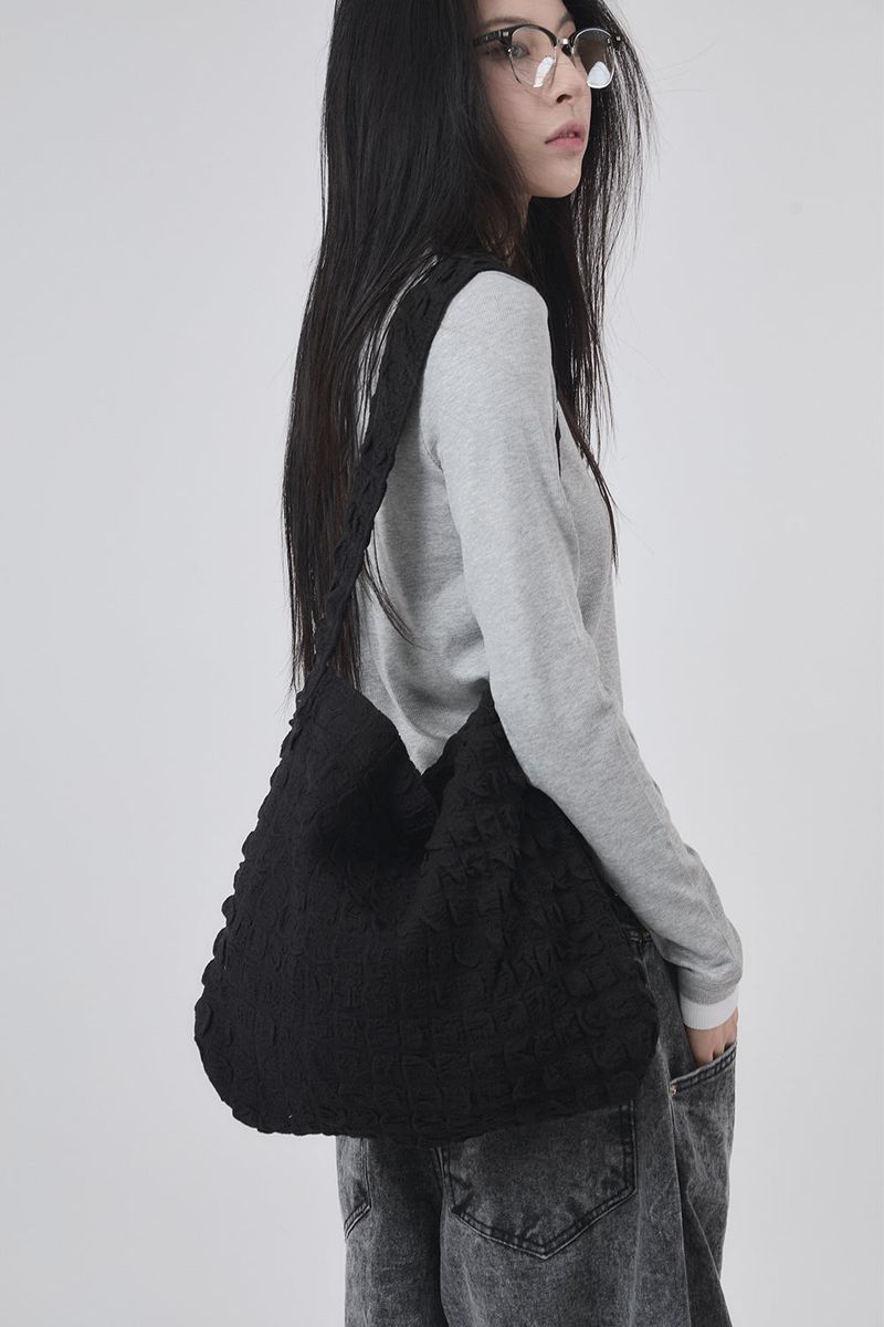 Raucohouse（ラウコハウス）の「Leeds cloud shoulder bag（Bags）」