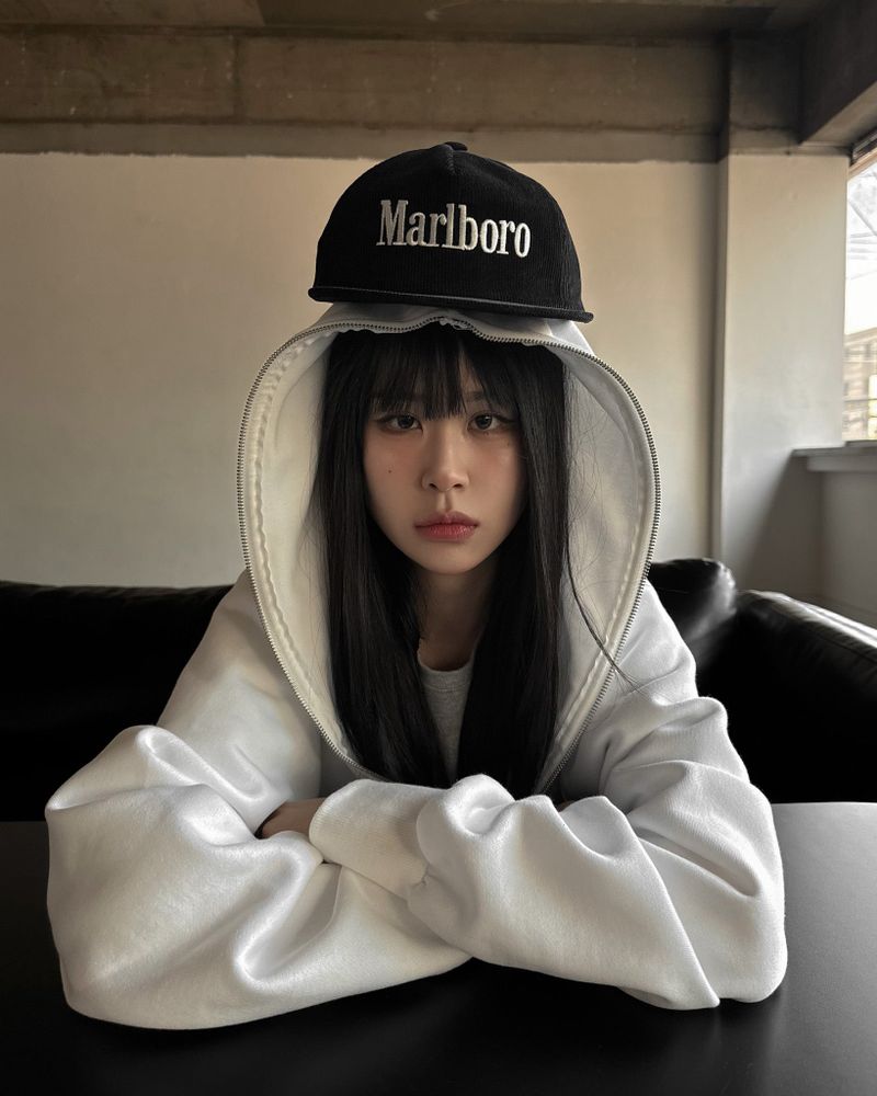 Marlboro corduroy cap