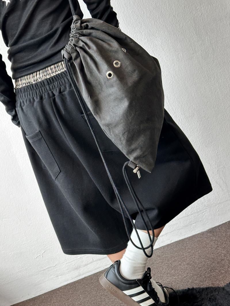 Squarebee Patch Layered Belt Bermuda Shorts 2color