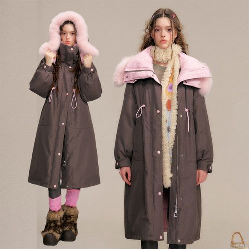 La mode MAQI(ラ モード マキ)の「Two-tone Fox Fur Collar Oversized Down Coat(Jackets/Outerwear)」