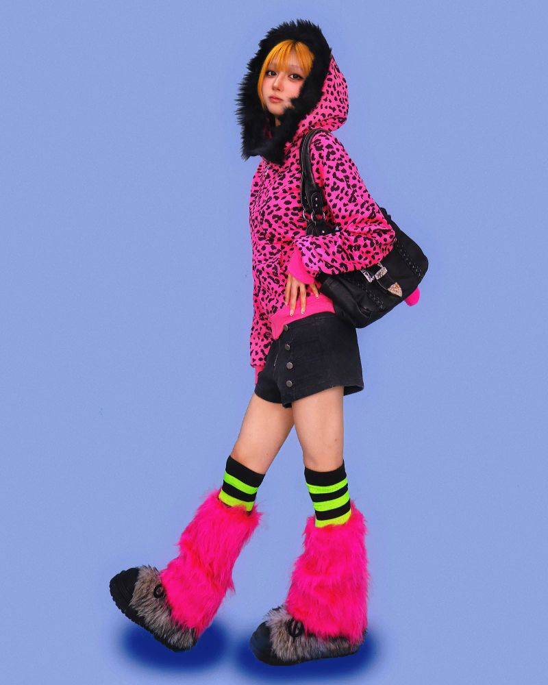 wink hot-pink leopard fur jumper