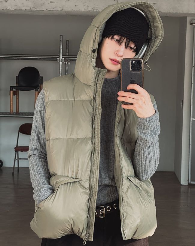 Detachable Hood Angle Pocket Padded Vest