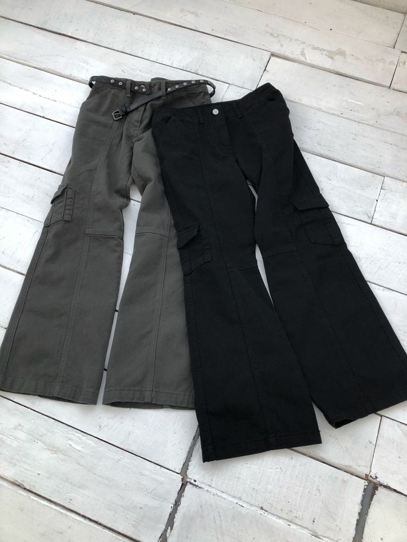 Low cargo bootcut pants