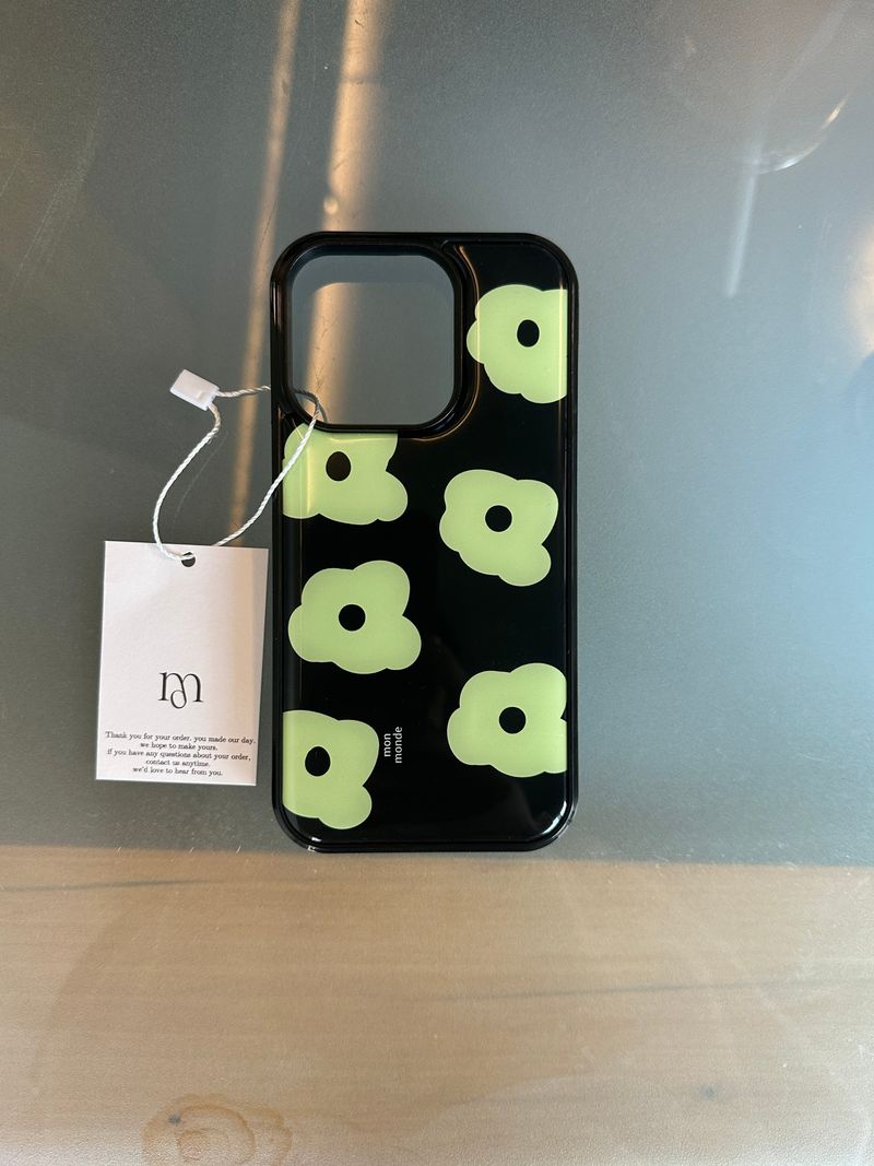 green flower phone case 