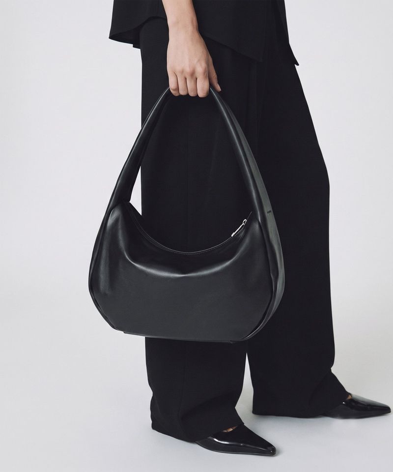 Loop black