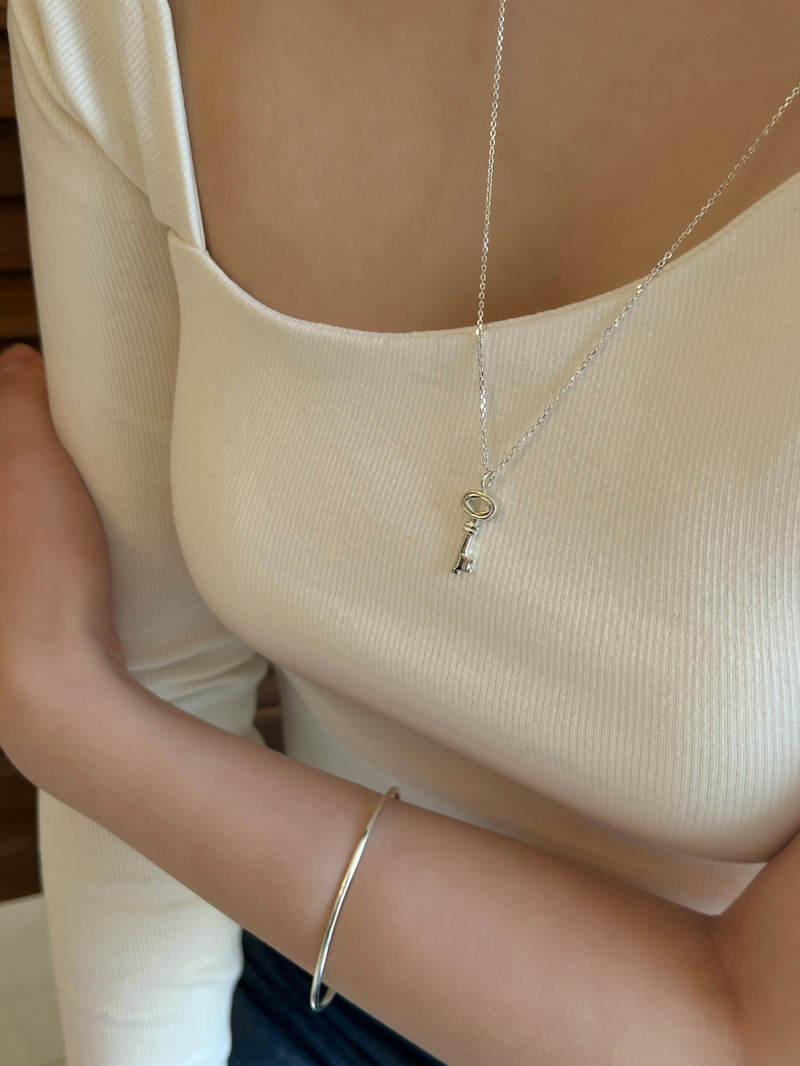 Key of heart necklace (silver)