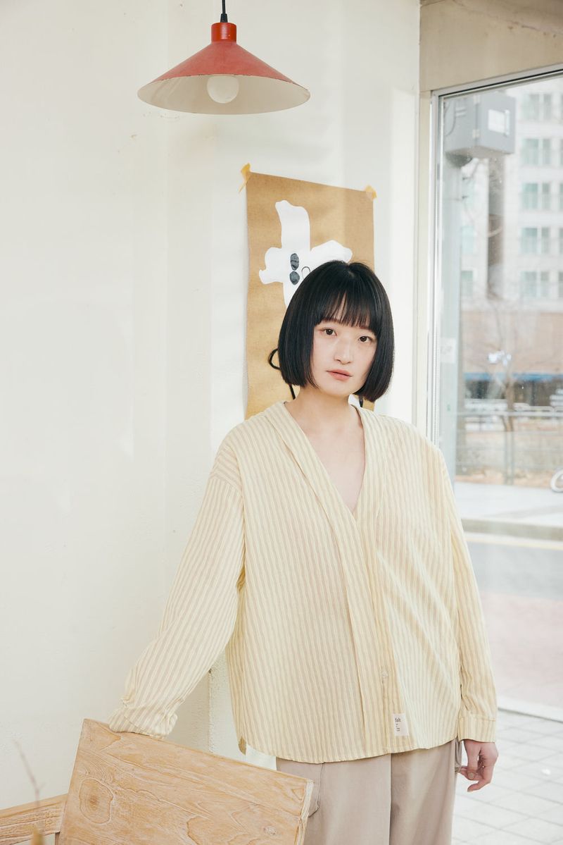 Stripe blouse / Yellow Beige