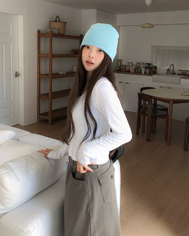 Minute Dot U-Neck Long Sleeve Cardigan