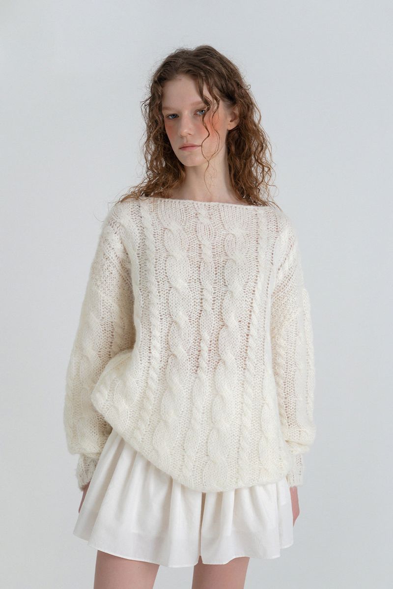 Cinnamon cable knit_ivory