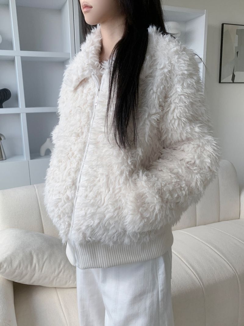 Luv Snowy Collar Fur Zip-Up Jacket