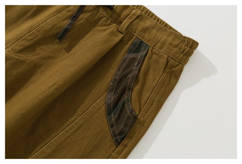 Finn Contrast Pocket Shorts