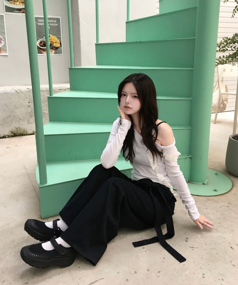 Frill Long Sleeve T-shirt