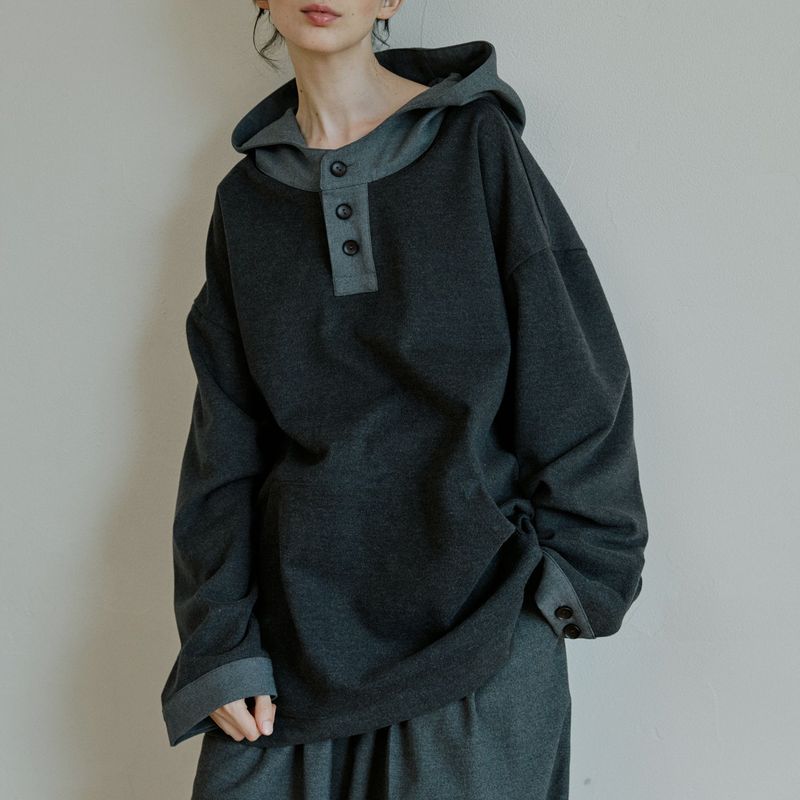 malen（マレン）の「unisex tow color hood gray（Tops）」