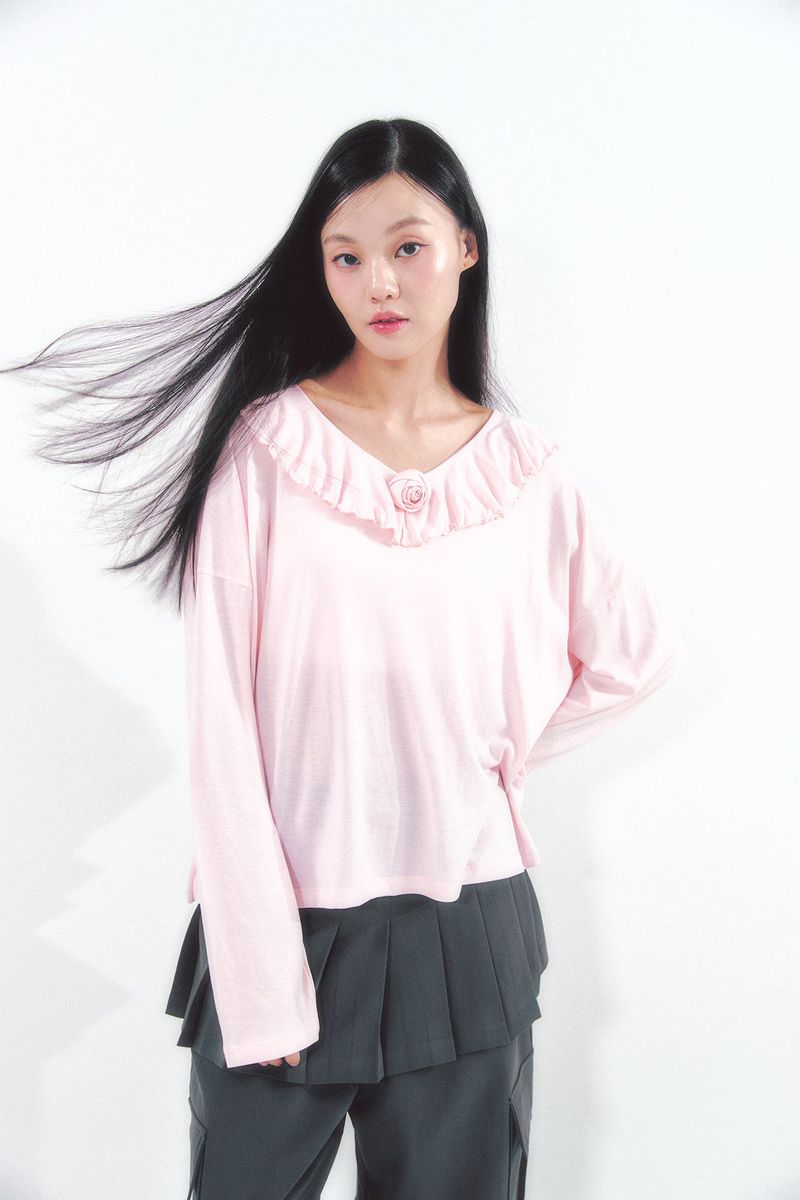 Rose Brooch Frill Long Sleeve Pink