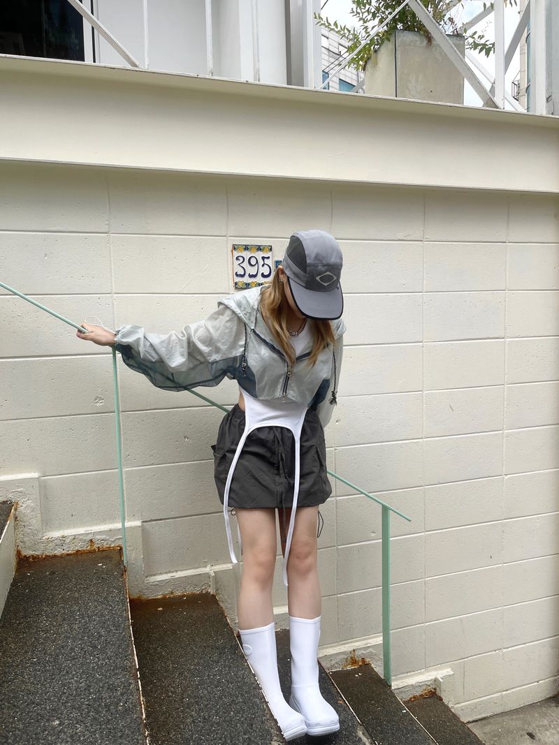 Cropped rain mesh hooded windbreaker