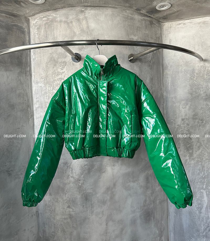 Enamel Glossy Cropped Padding