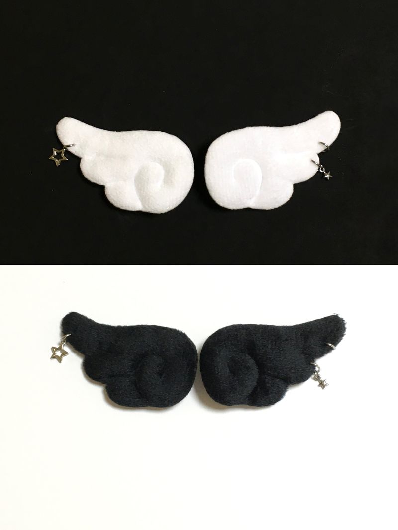 NA.on.Z（ナオンズ）の「エンジェルウィングス (hairpin & badge)（ヘアアクセサリー）」