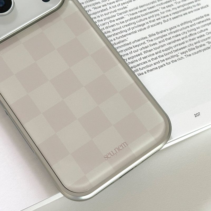 SUN CASE GRAPHIC CHECKER BOARD BEIGI