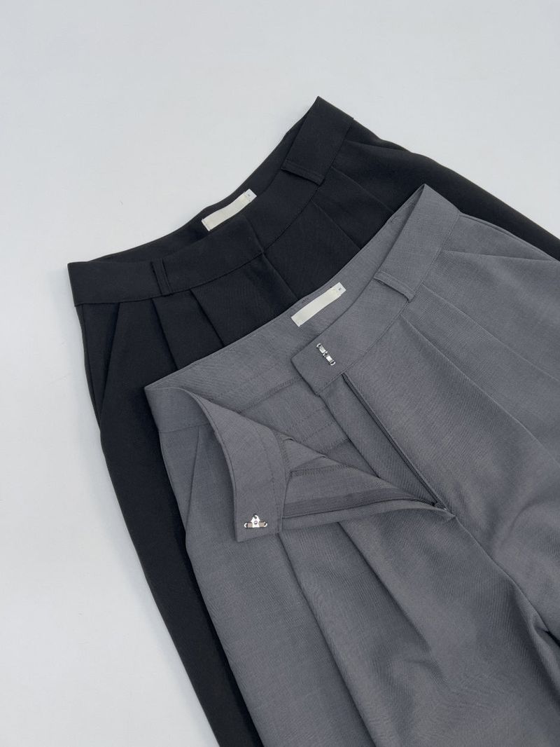 Amy Two Tuck Wide Slacks