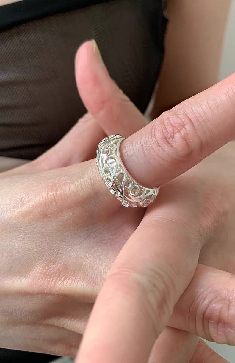 Silver ethnic pattern ring