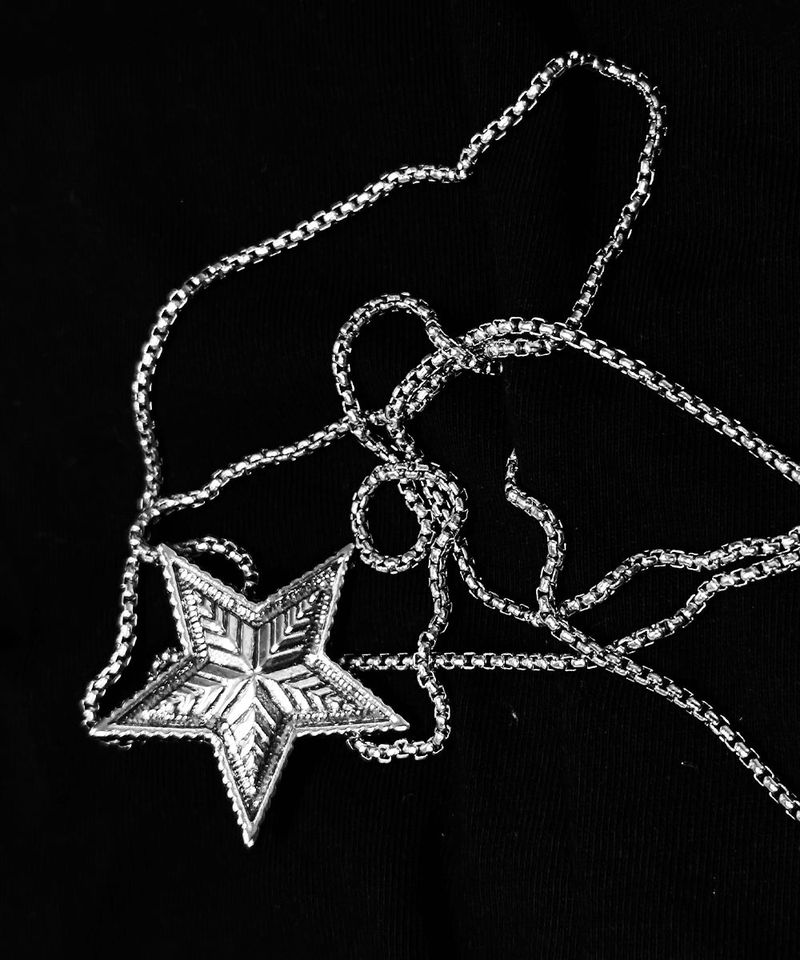 Silver Star Chain Choker Necklace