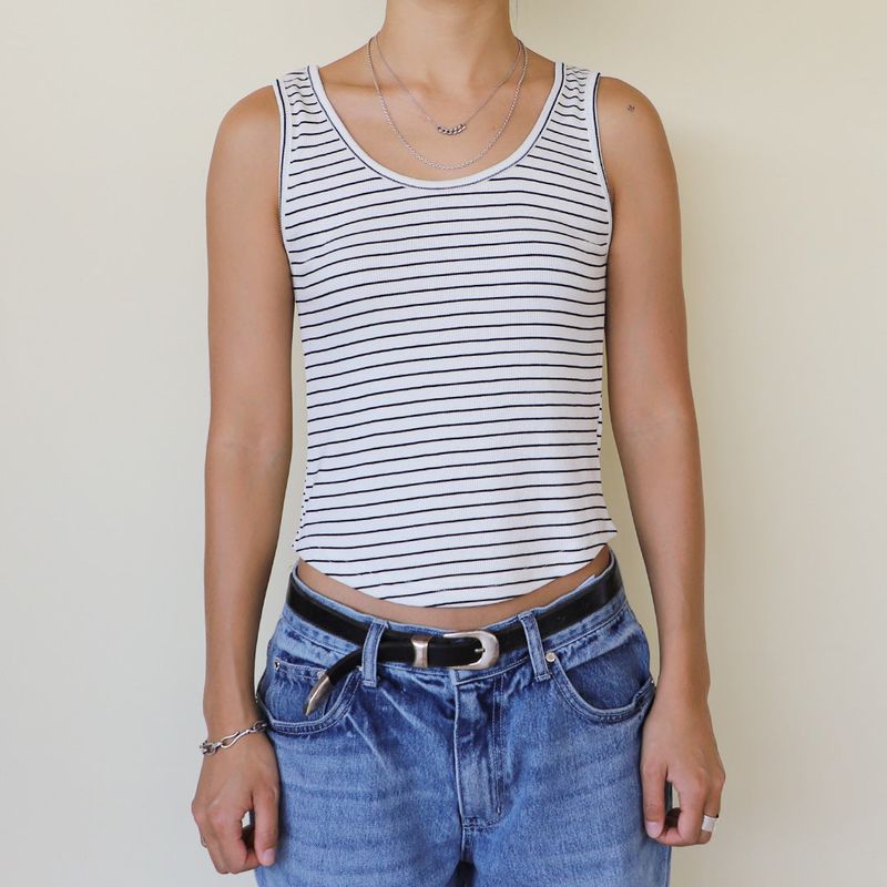 KRUCHI（クルチ）の「STRIPE CROP SLEEVELESS (IVORY)（Tops）」