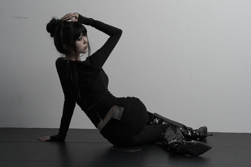 [label] back two-way zipper long sleeve (black) 
