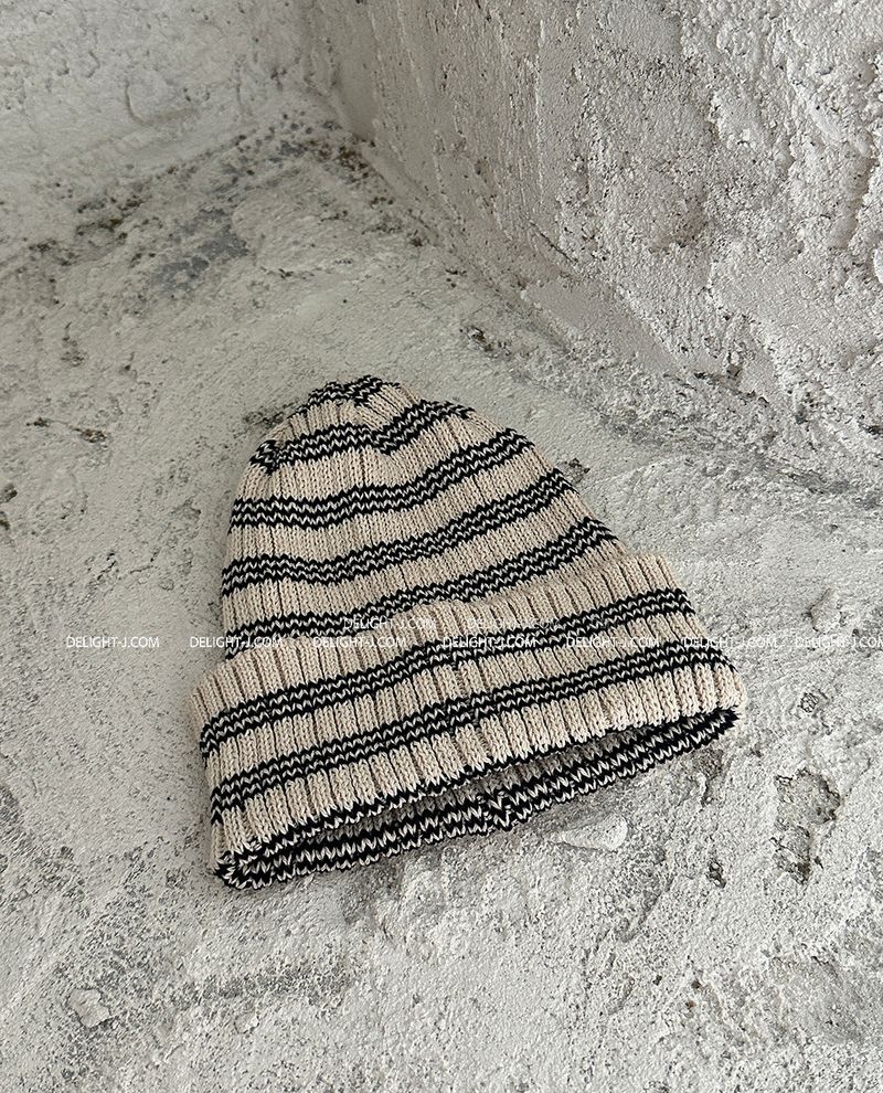 Stripe roll-up beanie