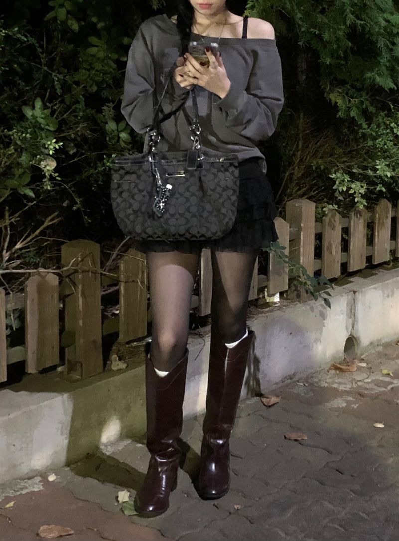 Off-Shoulder Sweatshirt