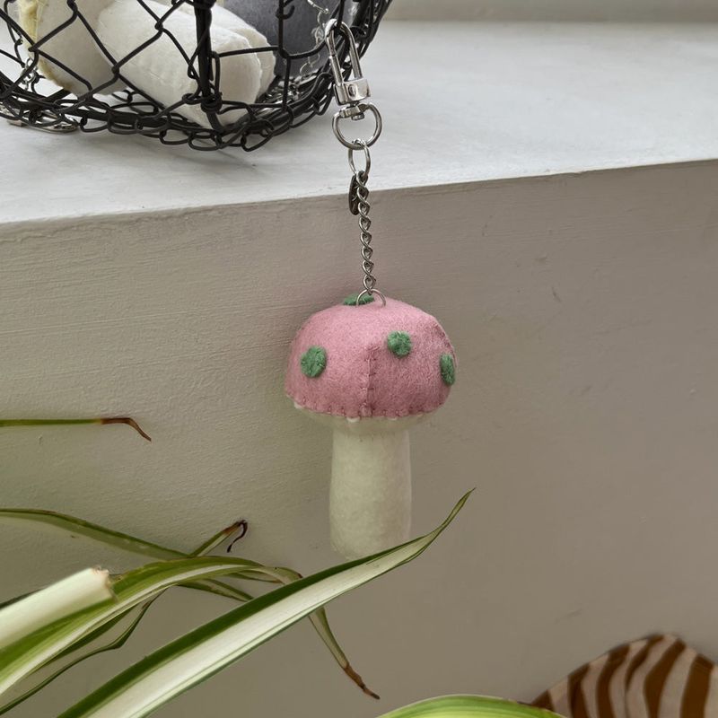 [soft keyring] shining mushroom (pink)