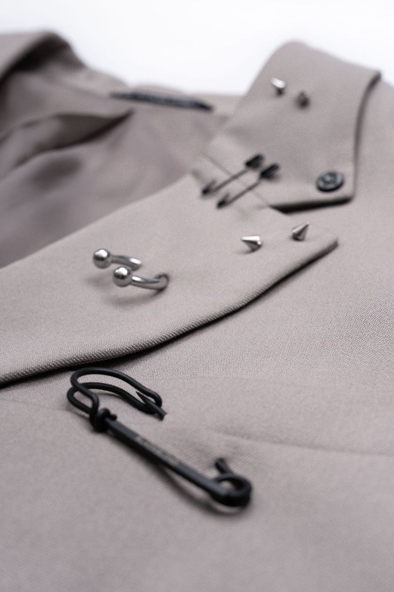 BBD Graffiti Logo Piercing Blazer (Beige Gray)