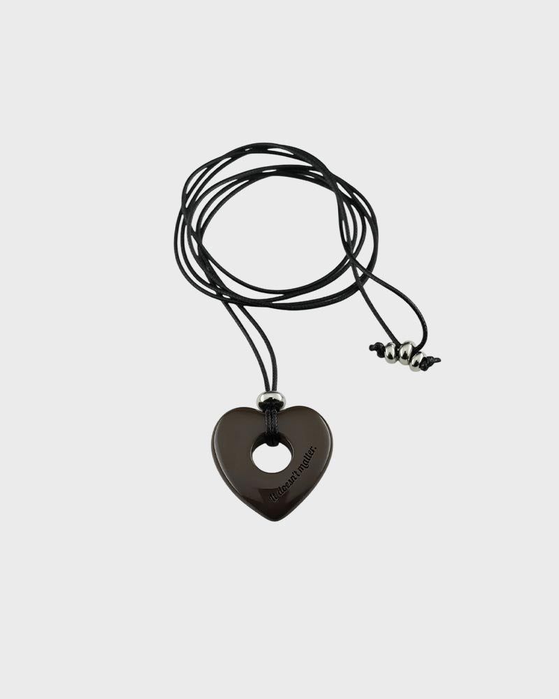 it doesn't matter.（イットダズントマッター）の「[HEART] ロッピーネックレス (ブラウン)（アクセサリー）」