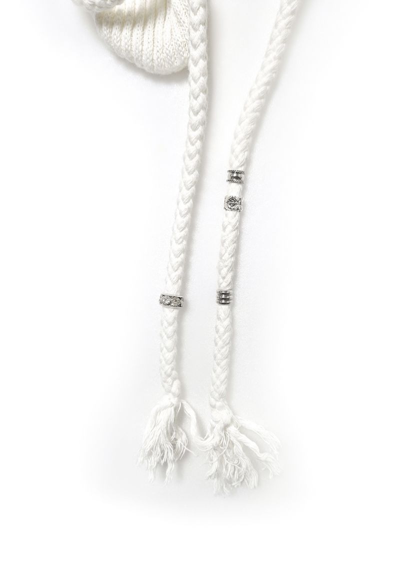 EARFLAP DRAG BEANIE . WHITE