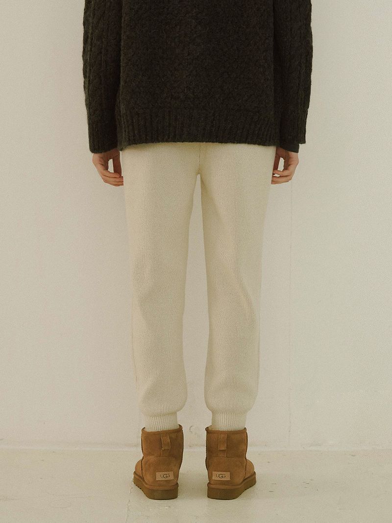 Lambswool knit jogger pants