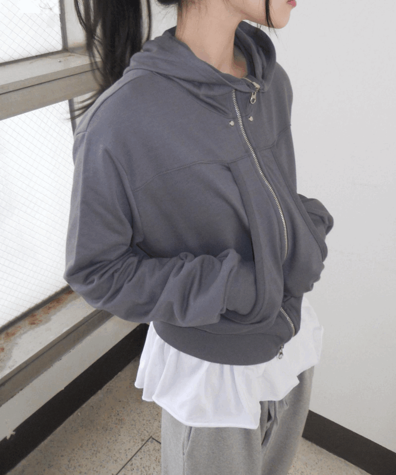 ZELENA(ゼレナ)の「stud hood zip-up(Tops)」