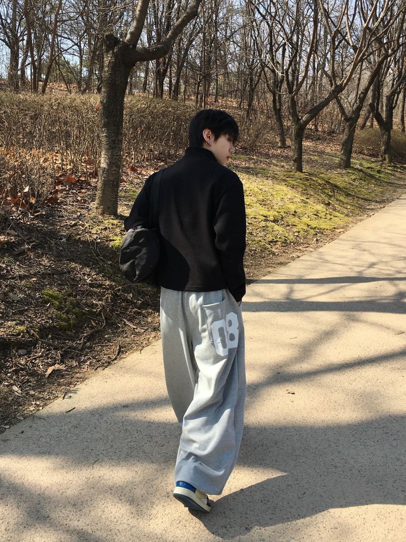 08 Basic Pintuck Wide Sweatpants 4C