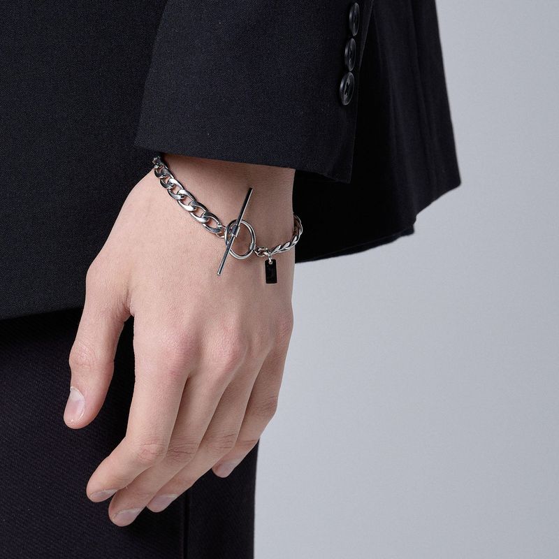 HAWHA(ハワ)の「LONG TOGGLE BAR CHAIN BRACELET(Accessories)」